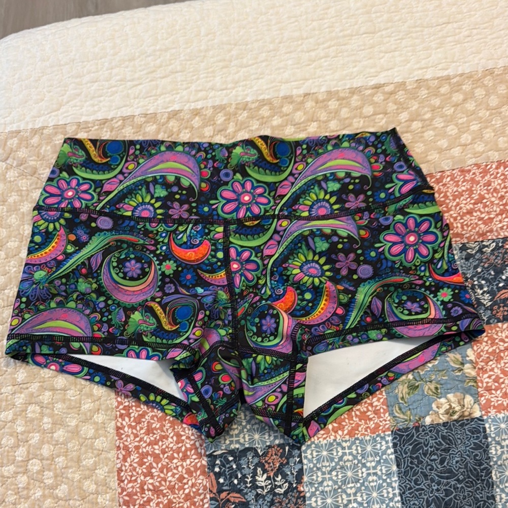 Peachy Athletic Peachy Fit Shorts Size Small